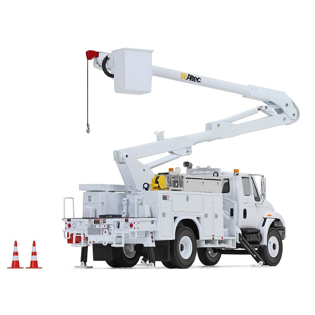 International DuraStar w/Altec Utility Bucket Body (White)