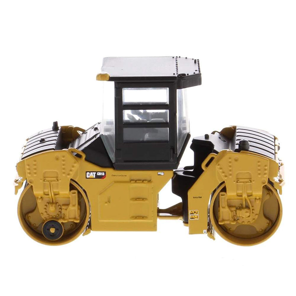Caterpillar CB-13 Tandem Vibratory Roller w/Enclosed Cab