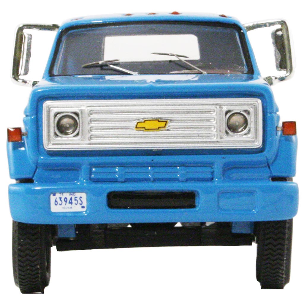 1975 Chevrolet C-65 Medium-Duty Flatbed Truck (Blue
