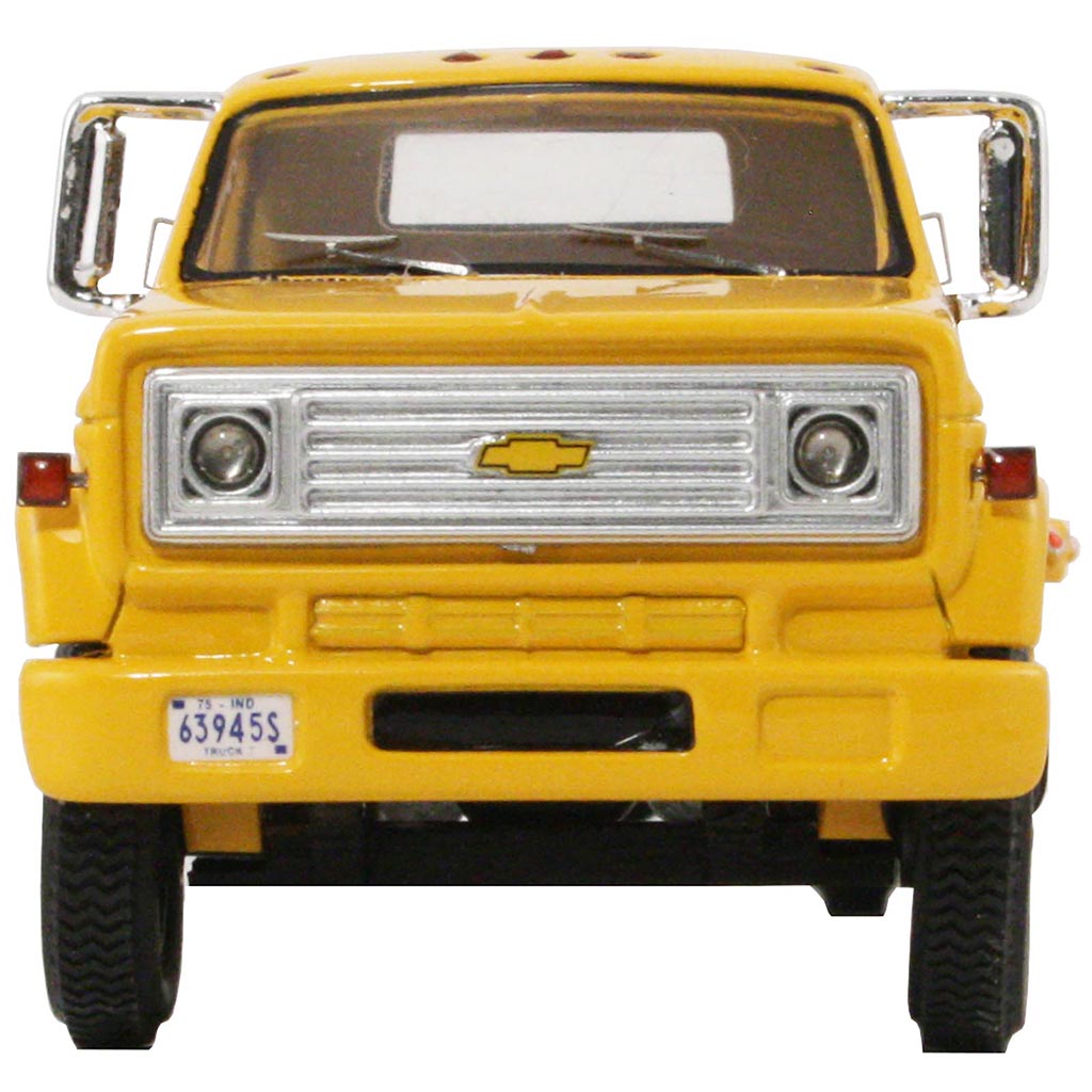 1975 Chevrolet C-65 Medium-Duty Flatbed Truck (Yellow)