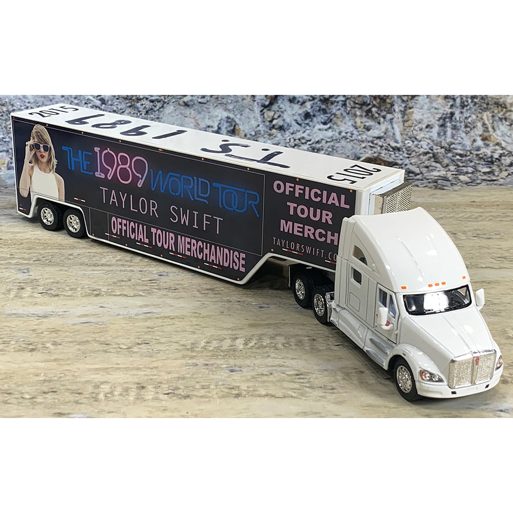 Kenworth T700 w/Merch Sales Trailer "Upstaging Inc. - Taylor Swift - The 1989 World Tour 2015 - Merch Trailer"