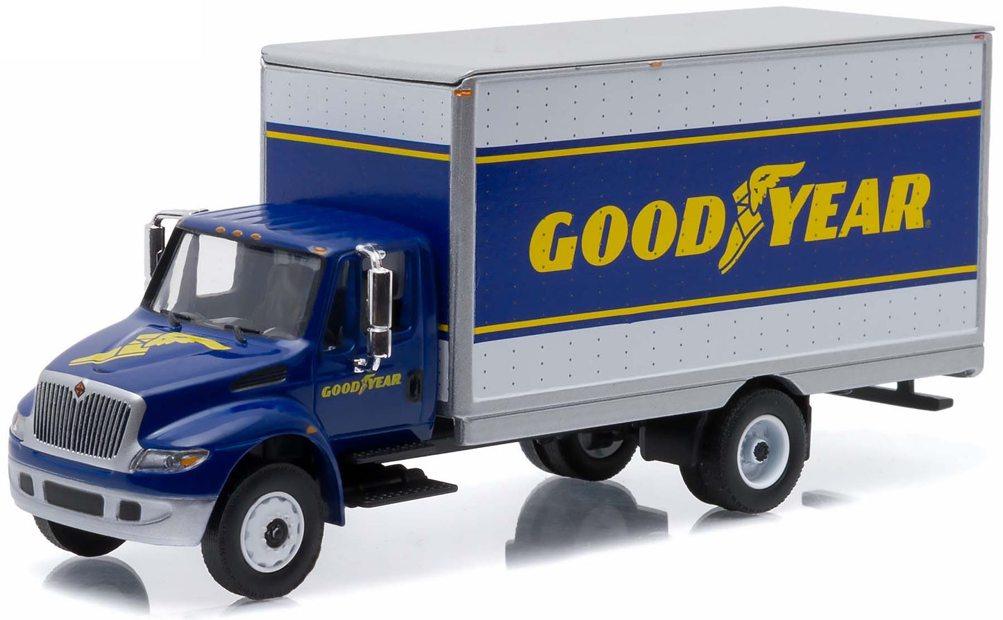 2013 International DuraStar 4400 Box Van "Good Year"
