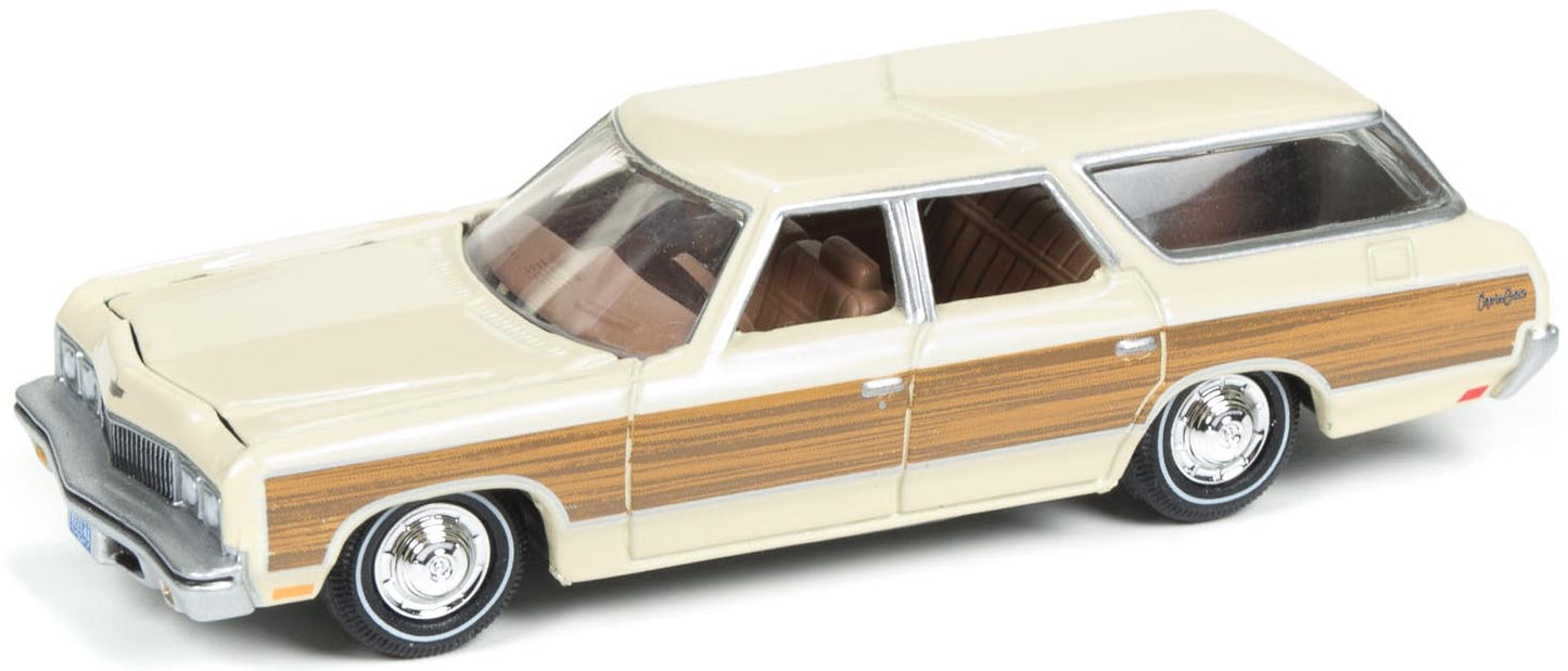 1974 Chevy Caprice Wagon w/Fishing Boat & Trailer (Cream)