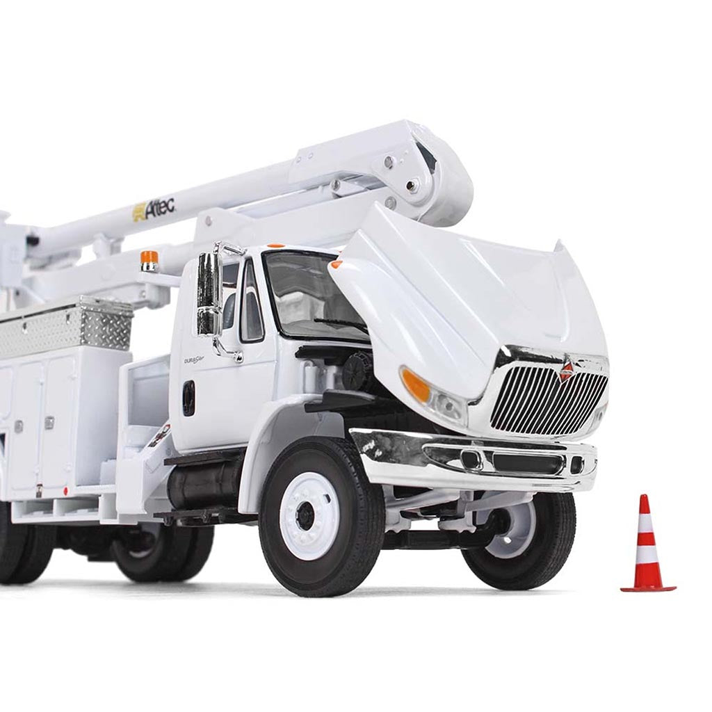 International DuraStar w/Altec Utility Bucket Body (White)