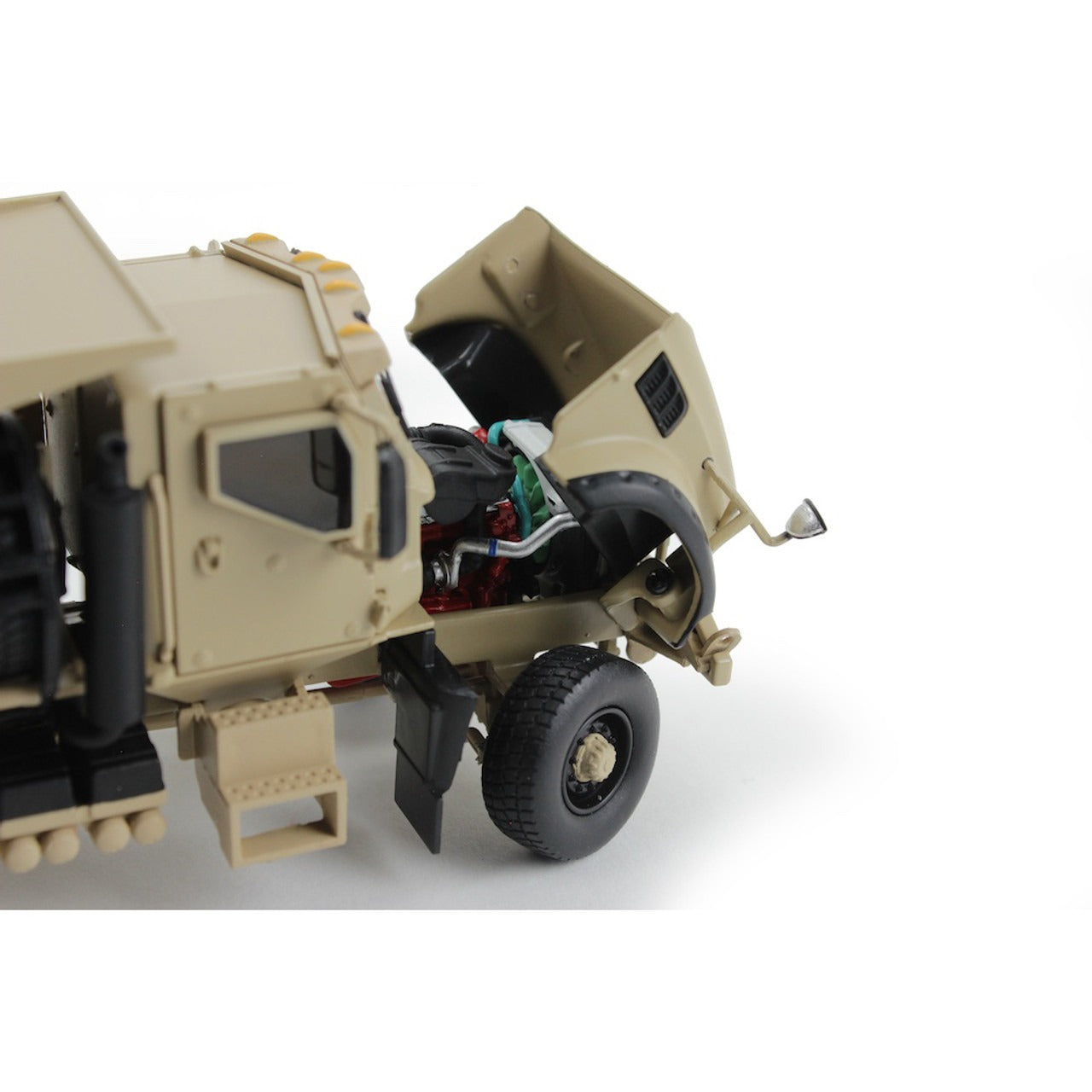 Mack M917A Heavy Dump Truck (Desert Sand Camo)