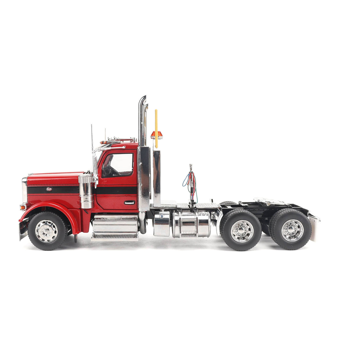 Peterbilt 589 Day Cab Tractor (Legendary Red)