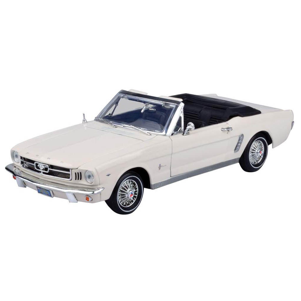 1964½ Ford Mustang Convertible (Wimbledon White)