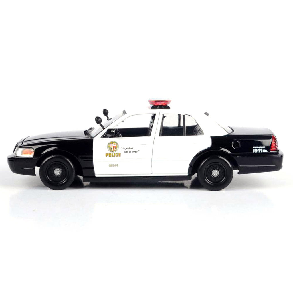 2010 Ford Crown Victoria Police "LAPD"