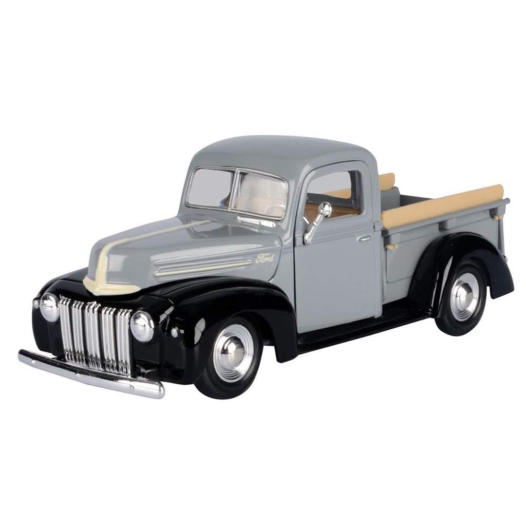 1942 Ford Pickup Truck (Feather Gray)