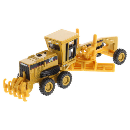 Model of a Caterpillar 163H Motor Grader on a White Background