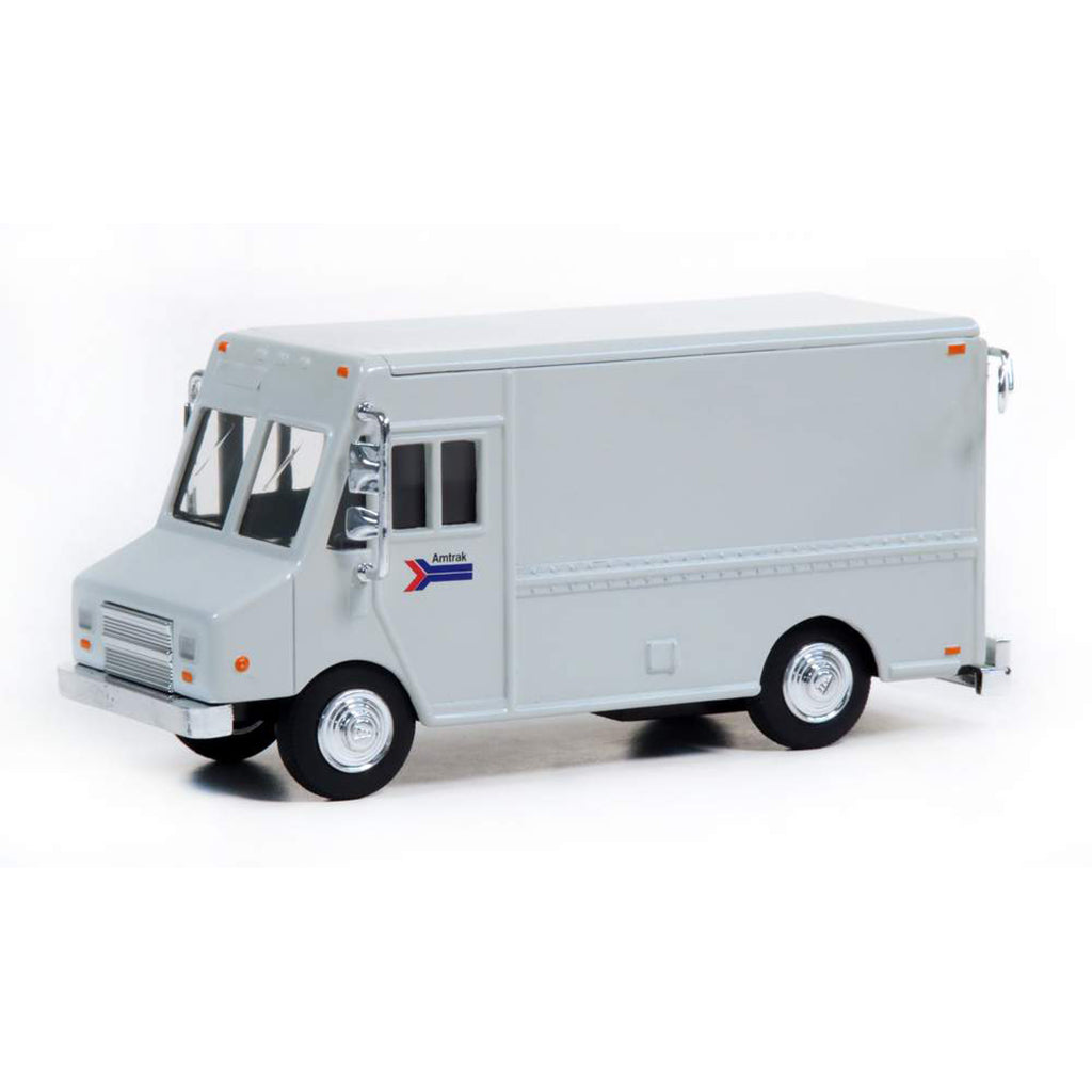 Grumman Step Van "Amtrak" (Light Gray)