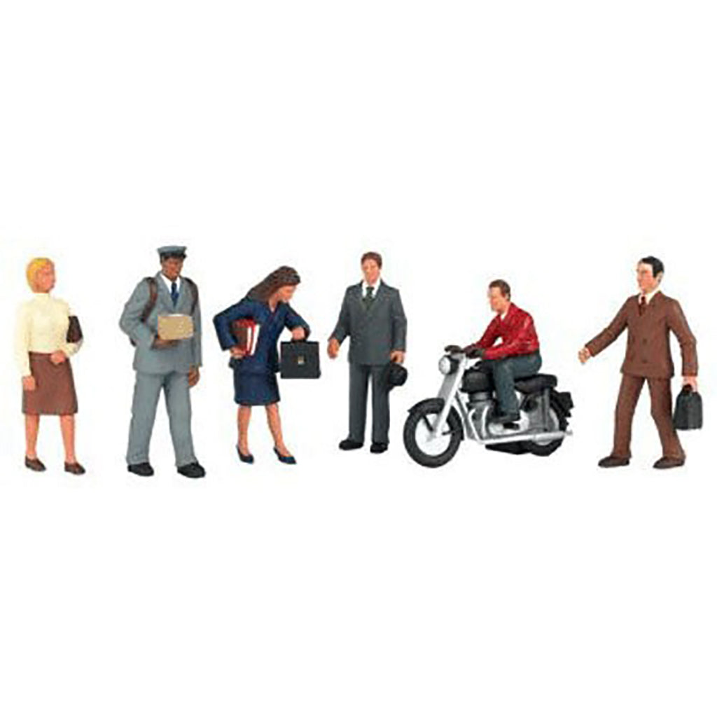 O-Gauge City People w/Motorcycle (7)