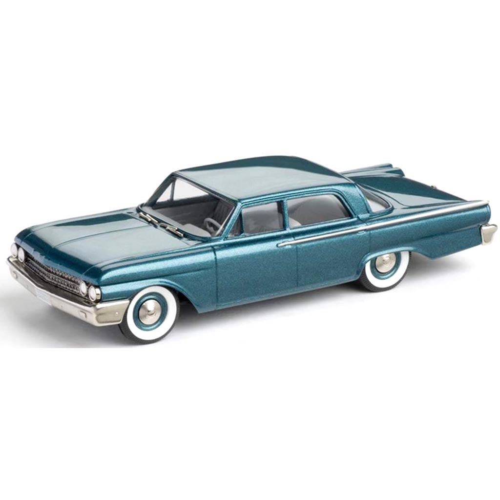 1961 Ford Fairlane 4-Door Sedan (Garden Turquoise Poly)