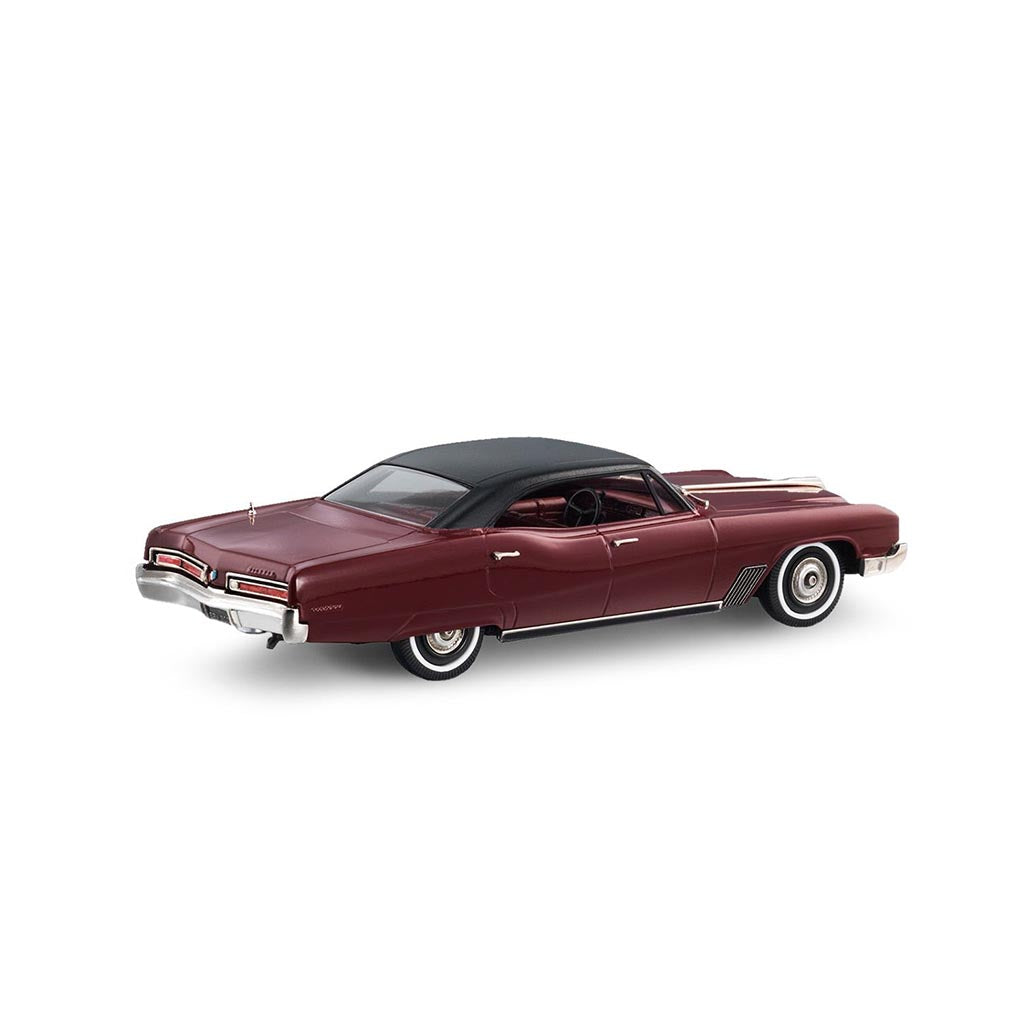 1967 Buick Wildcat 4-Door Hard Top (Burgundy Misty Poly/Black)