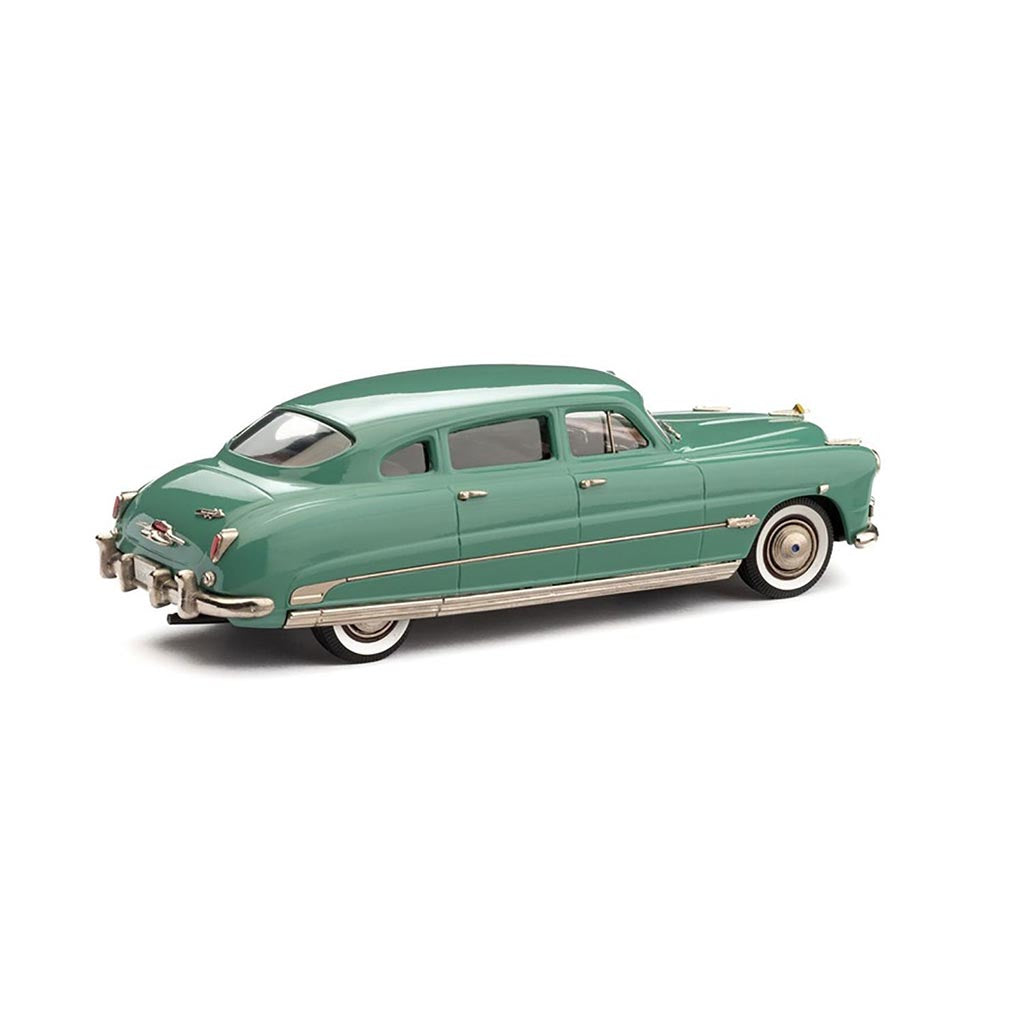 1951 Hudson Hornet 4-Door Sedan (Gulf Green)