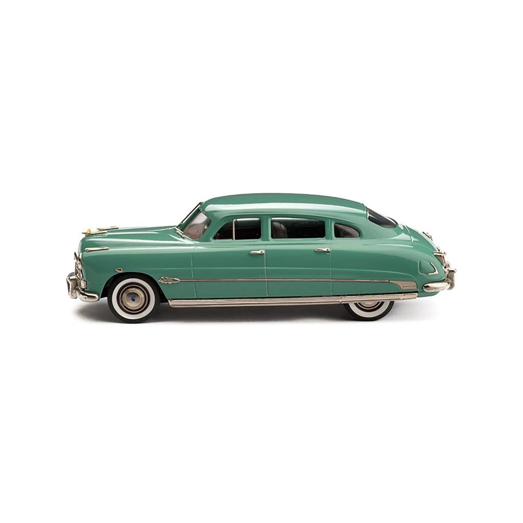 1951 Hudson Hornet 4-Door Sedan (Gulf Green)