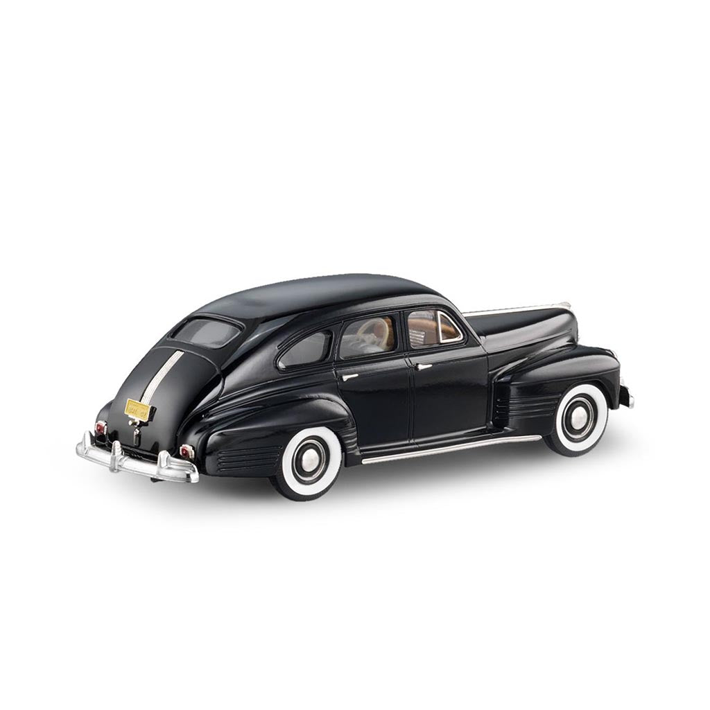 1941 Pontiac Streamliner "Torpedo" Sedan Coupe (Black)