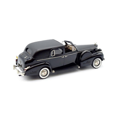 1938 Cadillac V-16 Fleetwood Town Car Limousine (Black)