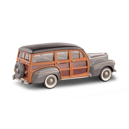 1948 Ford V-8 Woody Station Wagon (Gray)