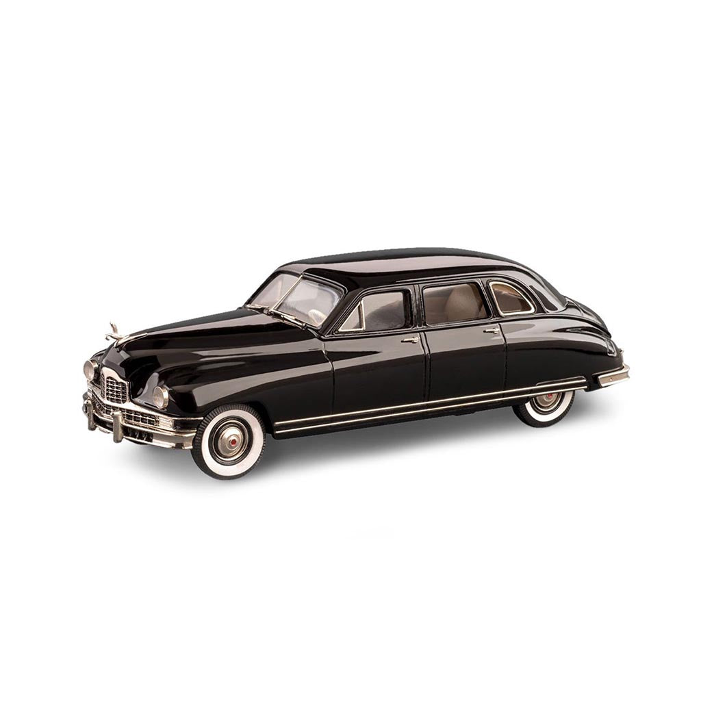 1948 Packard Custom Clipper Limousine (Black)