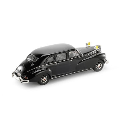 1947 Packard Super Clipper Limousine Series 2126 Model 2150 (Black) "Vatican Series"