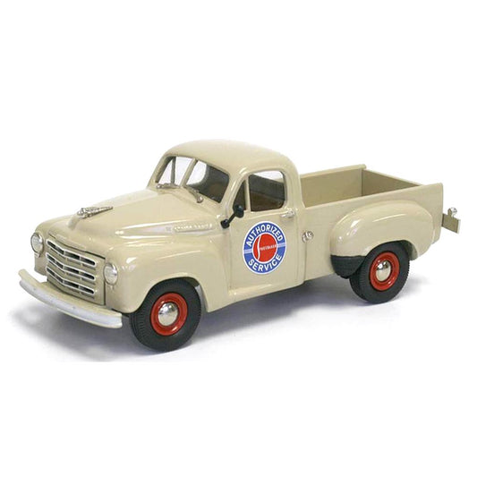 1952 Studebaker R5 Pickup "Studebaker Service" (Shell Ivory)