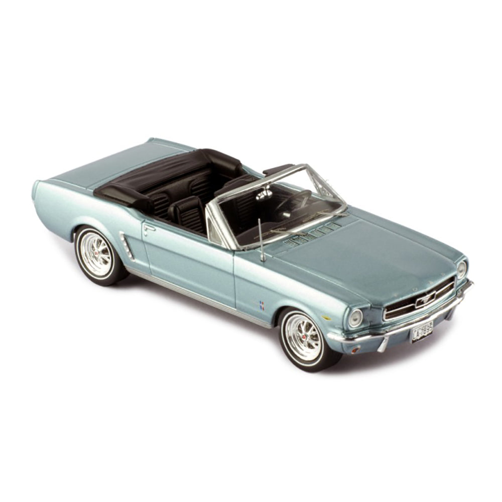 1965 Ford Mustang (Light Blue)