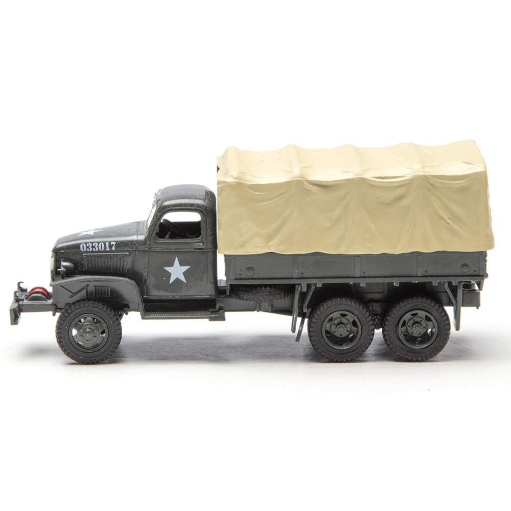 1942 Studebaker 2.5-Ton Canvas Back Cargo Truck "U.S. Army" (Olive Drab)