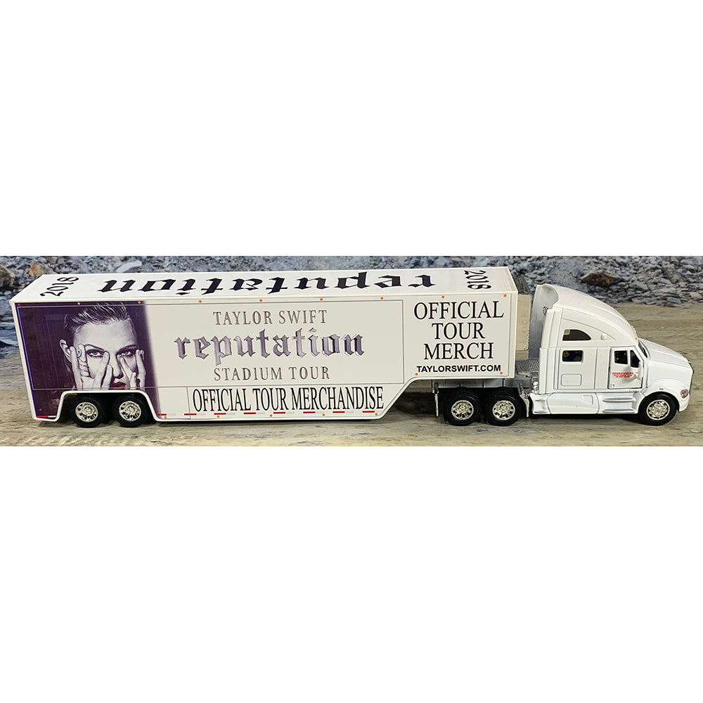 Kenworth T700 w/Merch Sales Trailer "Upstaging Inc. - Taylor Swift - Reputation Tour 2018 - Merch Trailer"