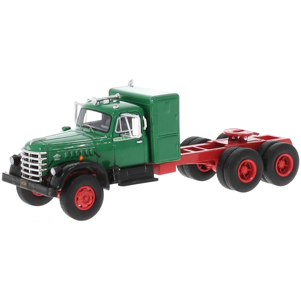 1955 Diamond T 921 Sleeper Conventional Tractor (Green/Black)