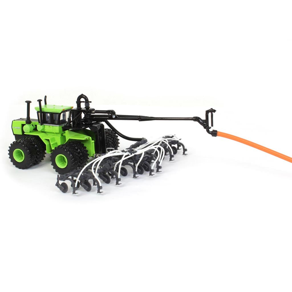 Steiger 4WD Tractor with Puck Manure 4WD Tractor Mounted Swingarm with Dietrich Toolbar