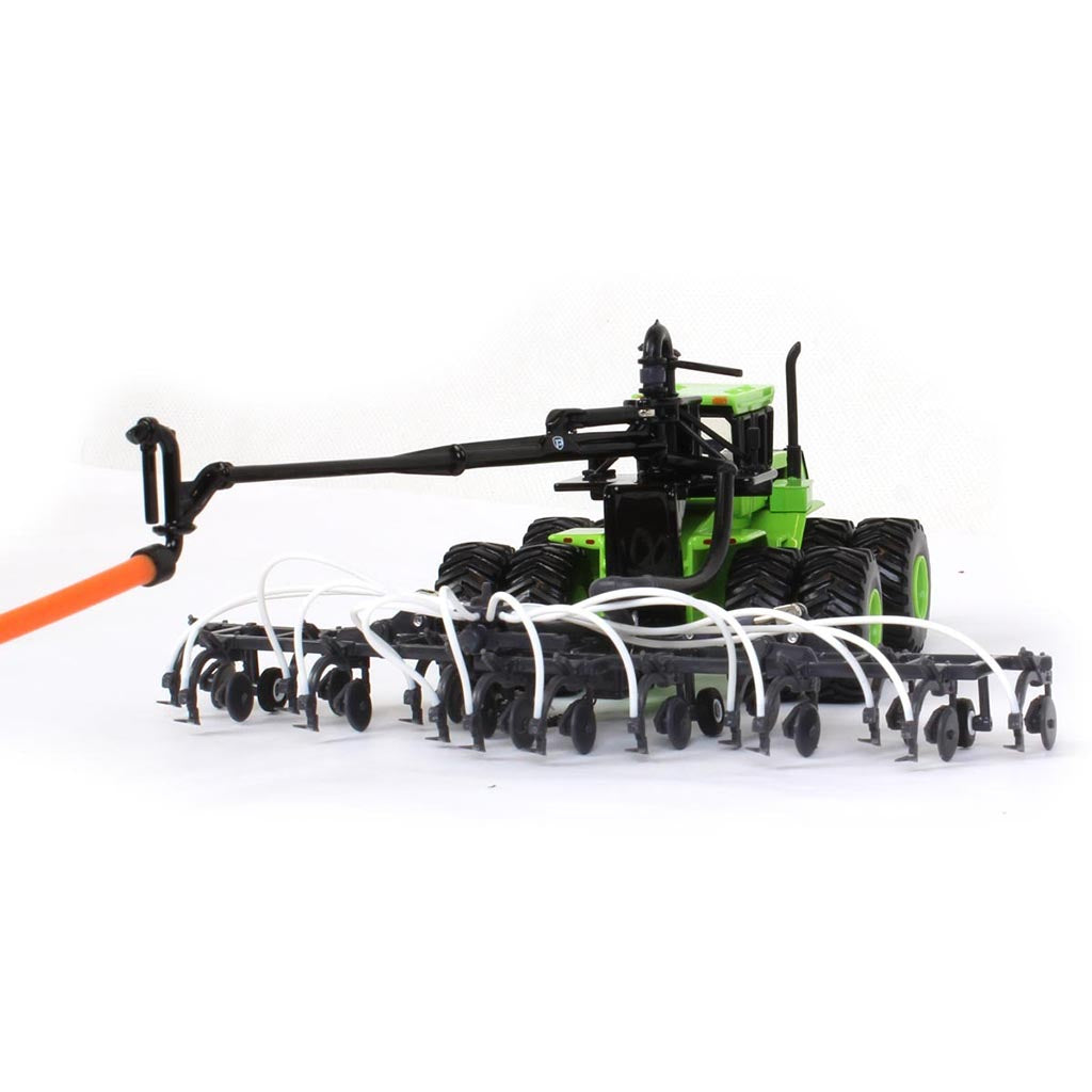 Steiger 4WD Tractor with Puck Manure 4WD Tractor Mounted Swingarm with Dietrich Toolbar