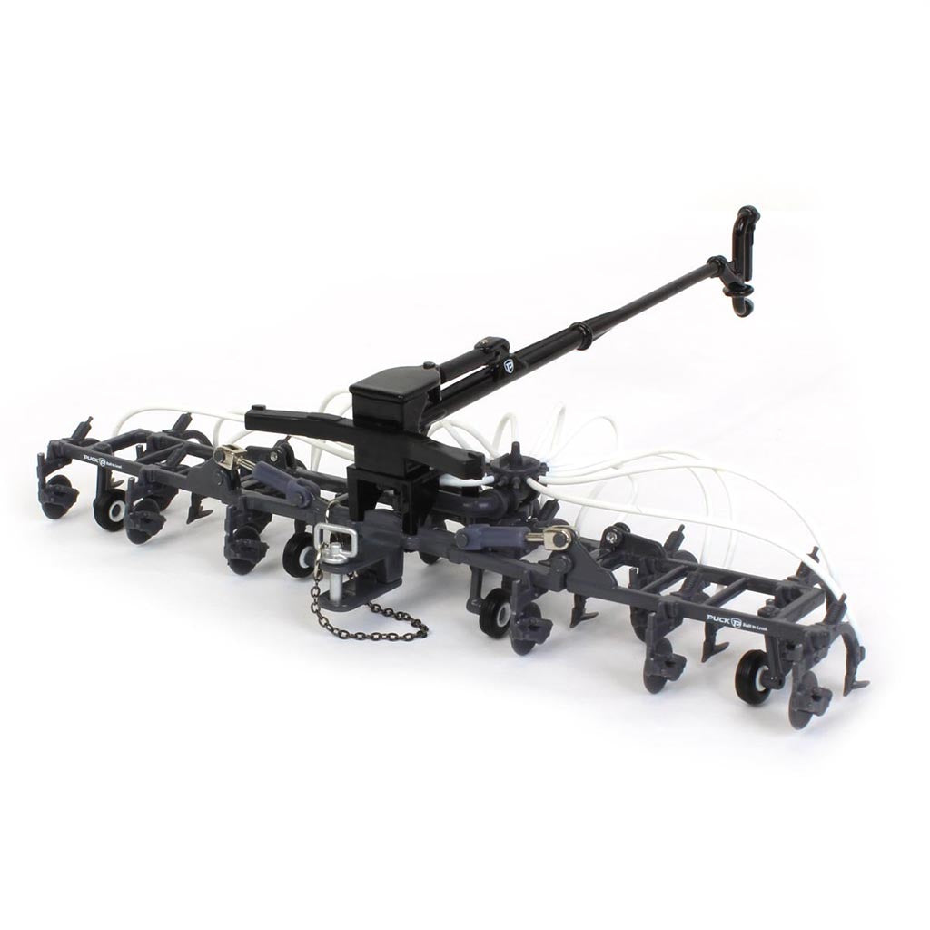 Puck Manure Dietrich Toolbar with Mounted Swingarm