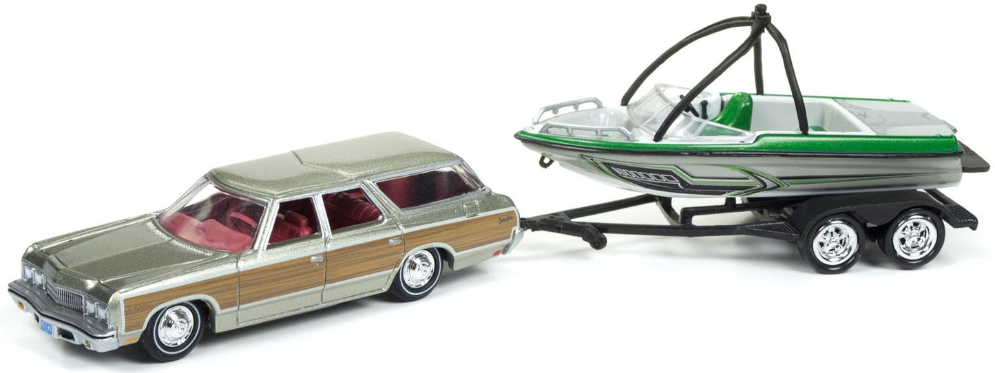 1973 Chevy Caprice Wagon w/Fishing Boat & Trailer (Metallic Green)