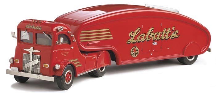 1947 White Streamlined Beer Truck "Labatt's" (Red)