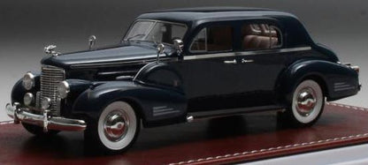 1938 Cadillac V16 Series 90 Town Sedan (Dark Blue)