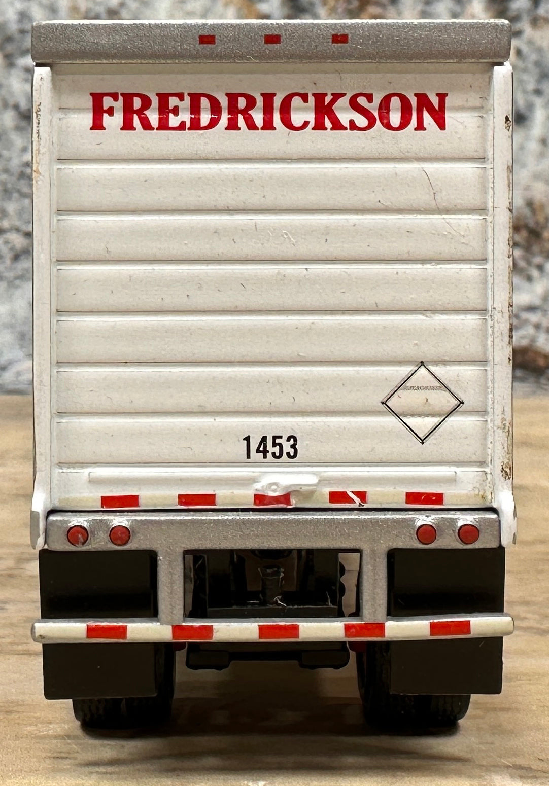 Mach CH600 w/Double 28' Dry Van Pup Trailers "Fredrickson"