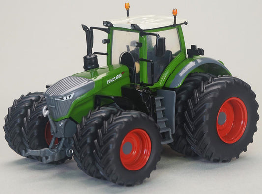 Fendt 1050 Vario Tractor w/FWA & Duals