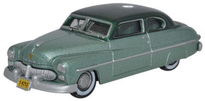 1949 Mercury 8 Coupe (Adelia Green/Mogul Green)