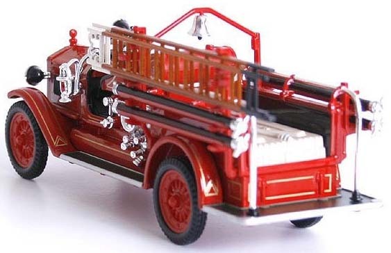 1924 Maxim C1 Fire Pumper (Red)